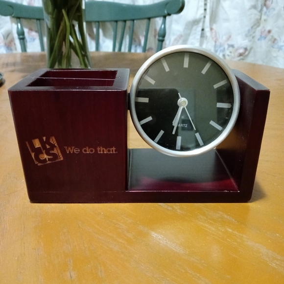 LKCS Other - LKCS "We do that" Clock
